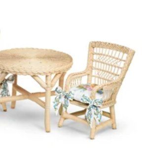 NEW RARE SAMANTHA  WICKER CHAIR read comments!